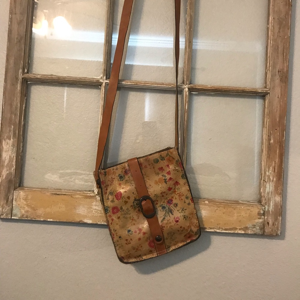 Patricia Nash prairie rose crossbody purse